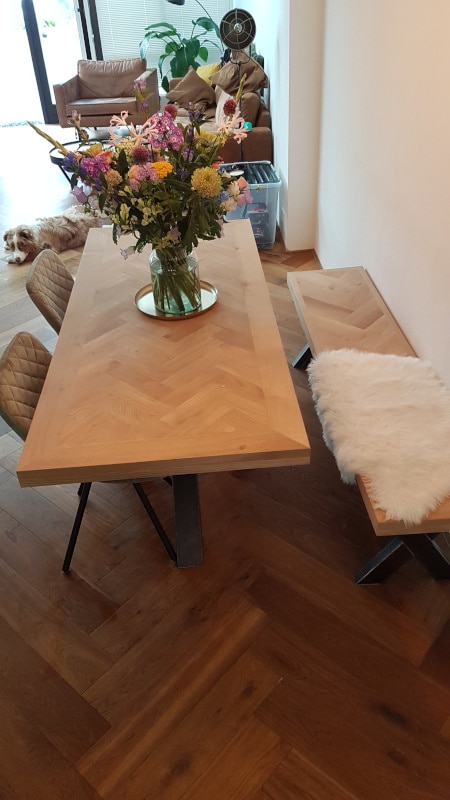 Visgraat eiken bankje Osla met X, U , A of Osla onderstel