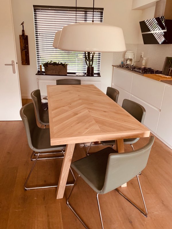 Herringbone oak table Osla with A-frame