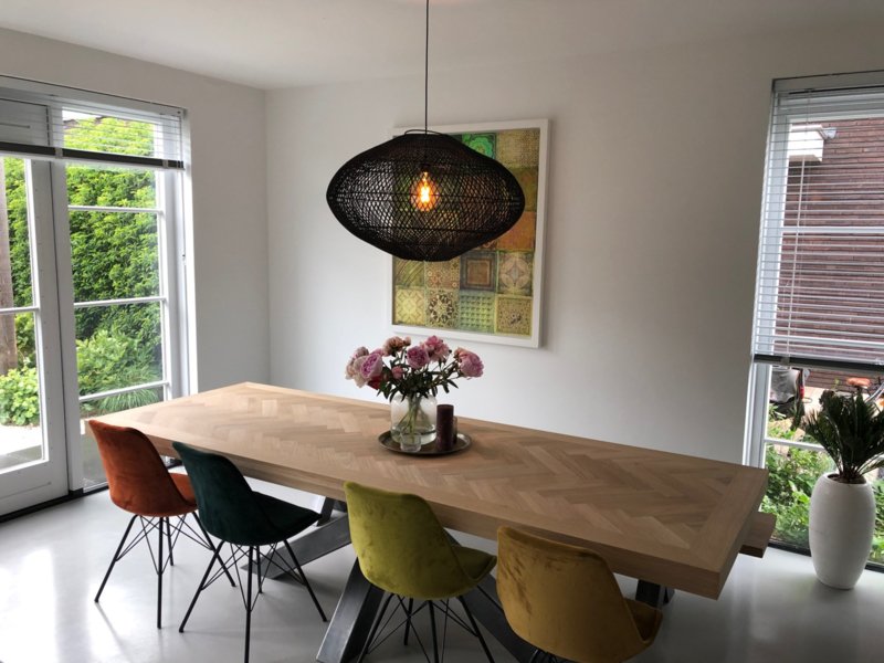 Herringbone oak table Mosina with matrix base