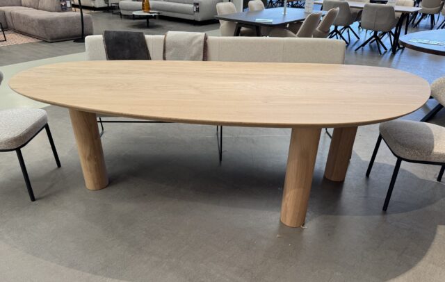 3 oak legs