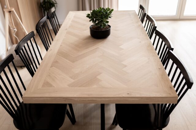 Mosina herringbone oak table