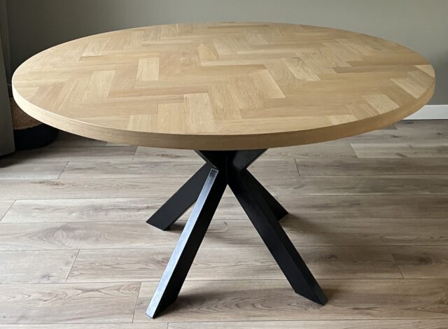Lawica round herringbone oak table 140 x 3.5cm with matrix base with black coating